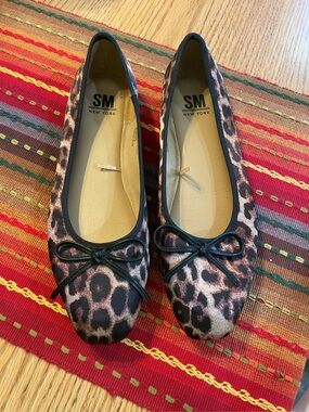SM New York Leopard Print Ballet Flats in Brown and Black